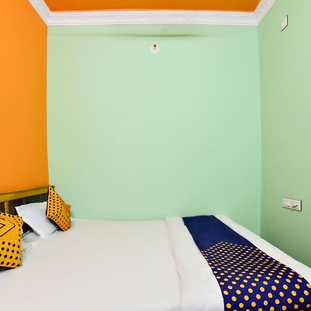 Spot On Devlok Guest House Patna  Ngoại thất bức ảnh