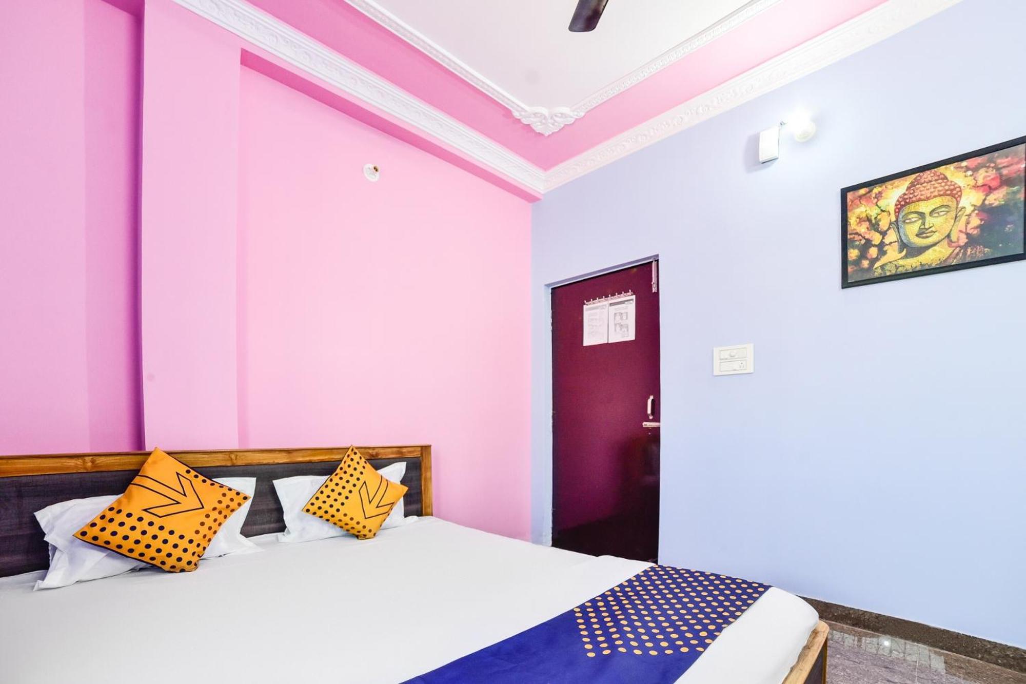 Spot On Devlok Guest House Patna  Ngoại thất bức ảnh