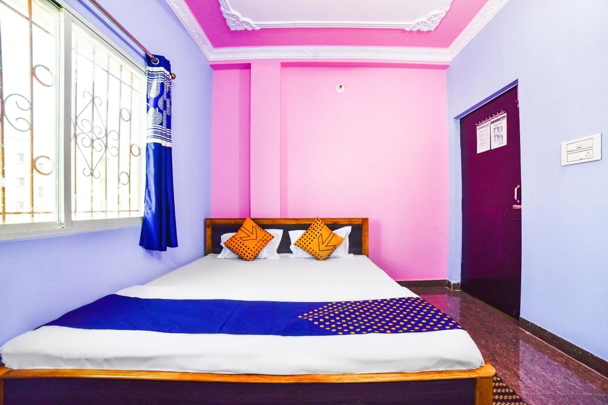 Spot On Devlok Guest House Patna  Ngoại thất bức ảnh